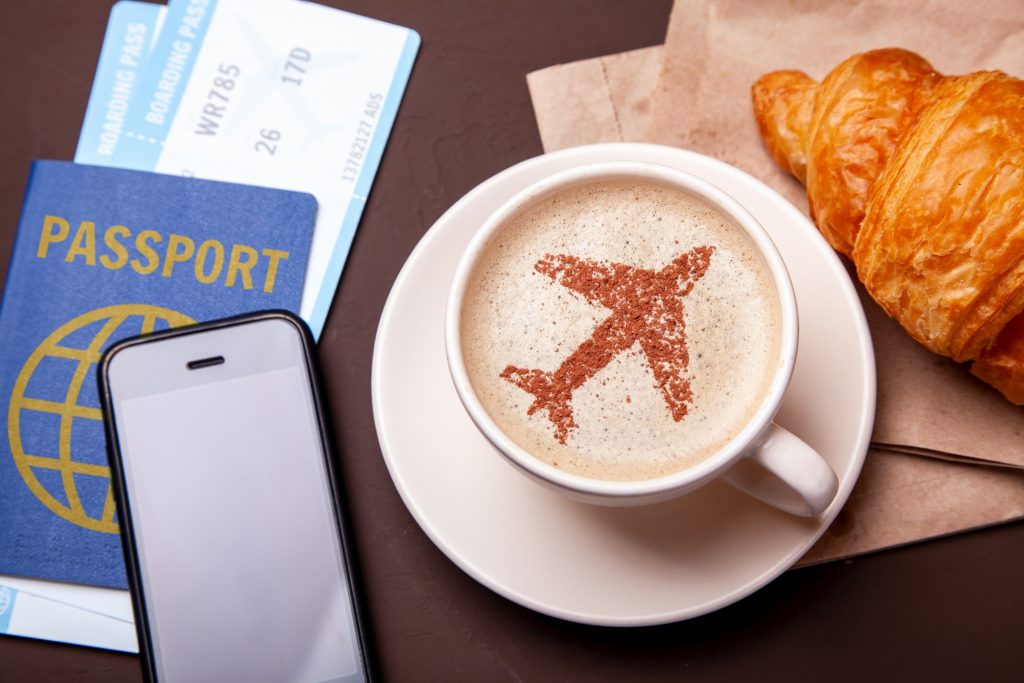 3 Tips for Eating Healthy While Traveling